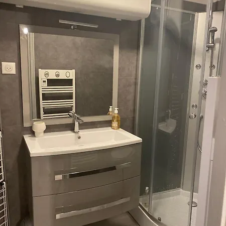Petit Nid Dans La Vieille Apartmán *
