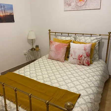 Petit Nid Dans La Vieille Apartment