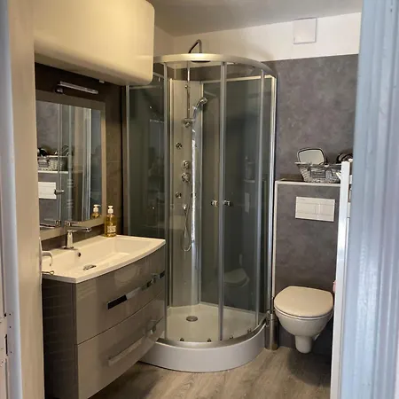 Apartment Petit Nid Dans La Vieille
