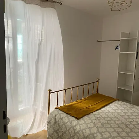 Apartment Petit Nid Dans La Vieille Sartene (Corsica)